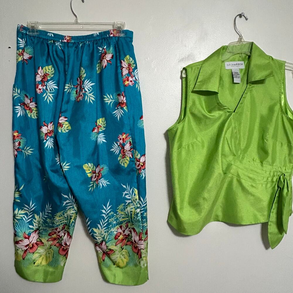 Sag Harbor Tropical Floral Capri Two Piece Set Lime Top 16W